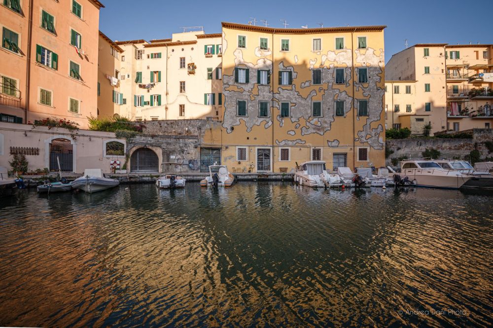 panorama tour in battello fossi livorno