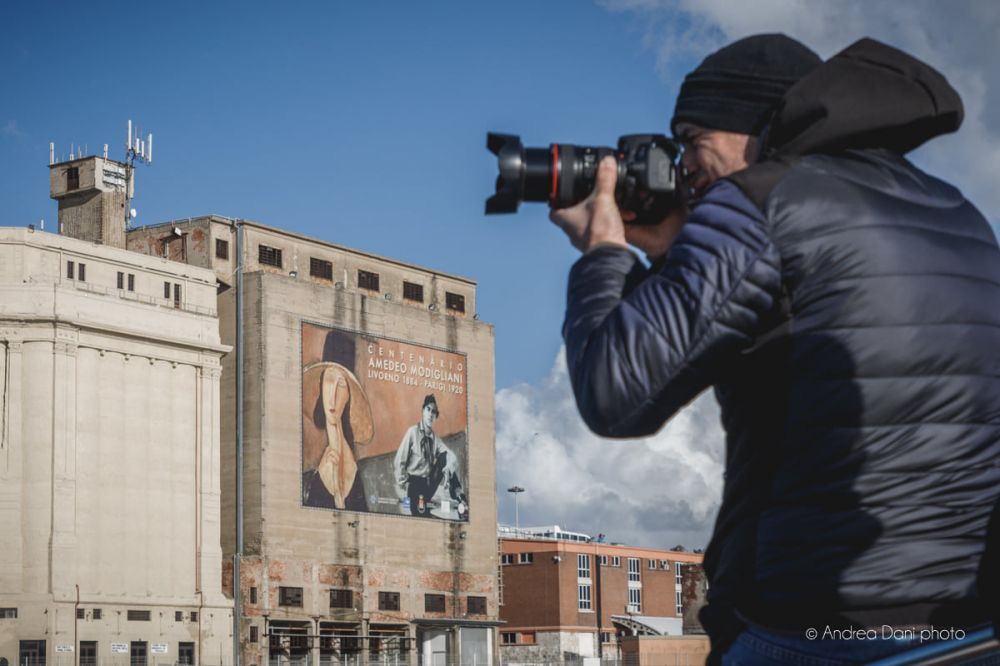 fotografare silos porto livorno dal giro in battello