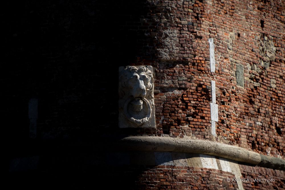 particolare su parete fortezza vecchia